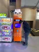 忙碌的机收步队中